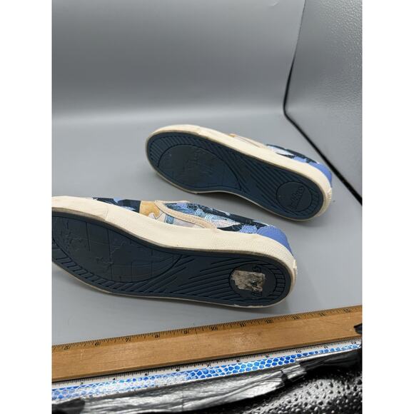 Inkkas Slip On Shoes Women’s 7.5 Shark Ocean Print Canvas Sneakers Blue - Picture 7 of 8